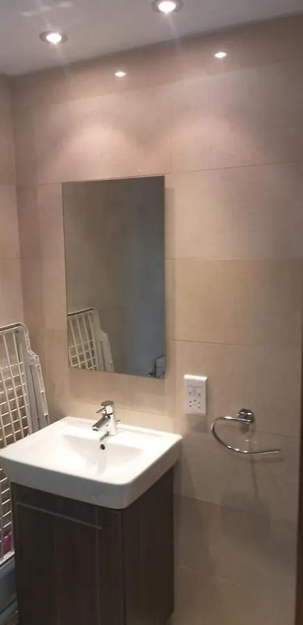 Horizon Luxury Suite At Finikoudes Beach 303 Larnaca Apartment