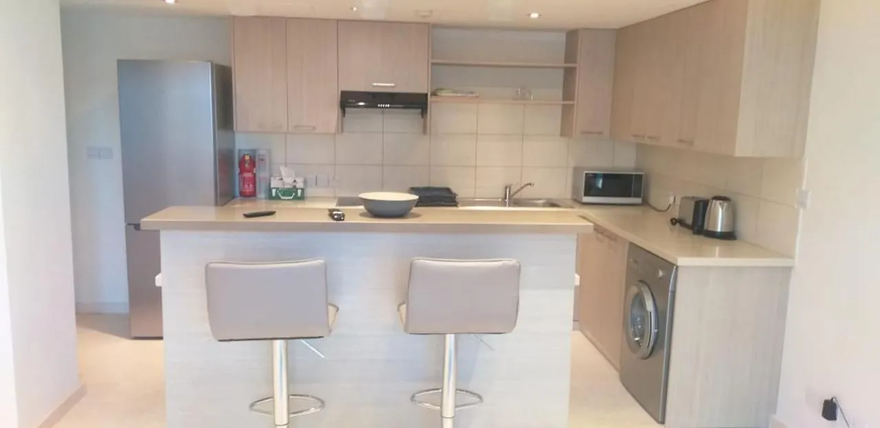 Apartment Horizon Luxury Suite At Finikoudes Beach 303 Larnaca