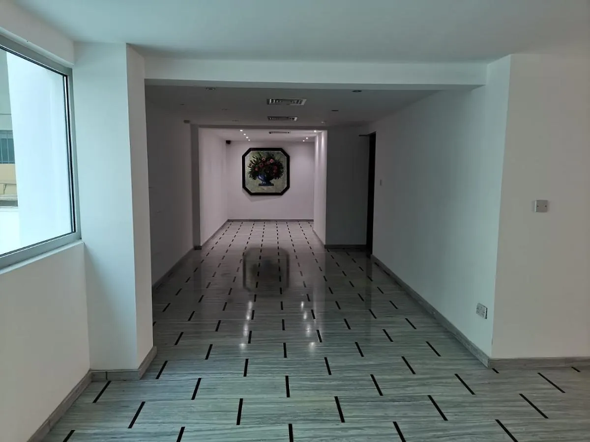 Apartment Horizon Luxury Suite At Finikoudes Beach 303 Larnaca
